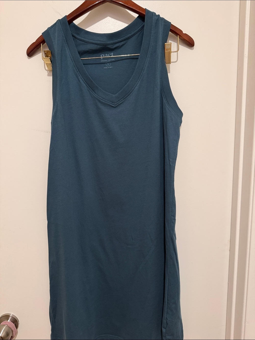 Pact Teal V-Neck Sleeveless Tank